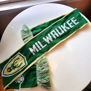 Milwaukee Bucks Logo Soccer Scarf